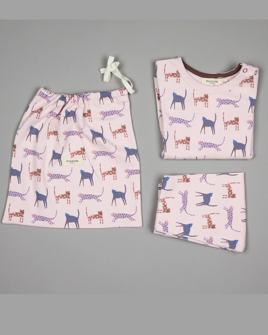 Pyjamas In A Bag - Cats. Pink - Pigeon Organics